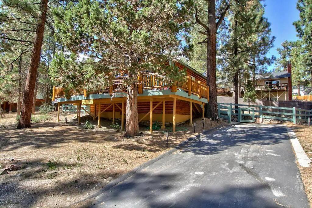 Chalet Monterey W/Hot Tub - Big Decks/Bbq Βίλα Big Bear Lake Εξωτερικό φωτογραφία
