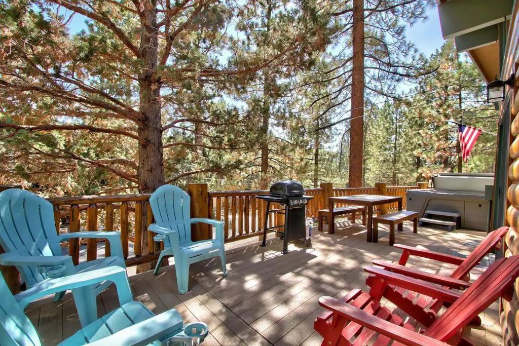 Chalet Monterey W/Hot Tub - Big Decks/Bbq Βίλα Big Bear Lake Εξωτερικό φωτογραφία