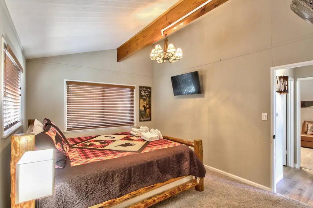 Chalet Monterey W/Hot Tub - Big Decks/Bbq Βίλα Big Bear Lake Εξωτερικό φωτογραφία