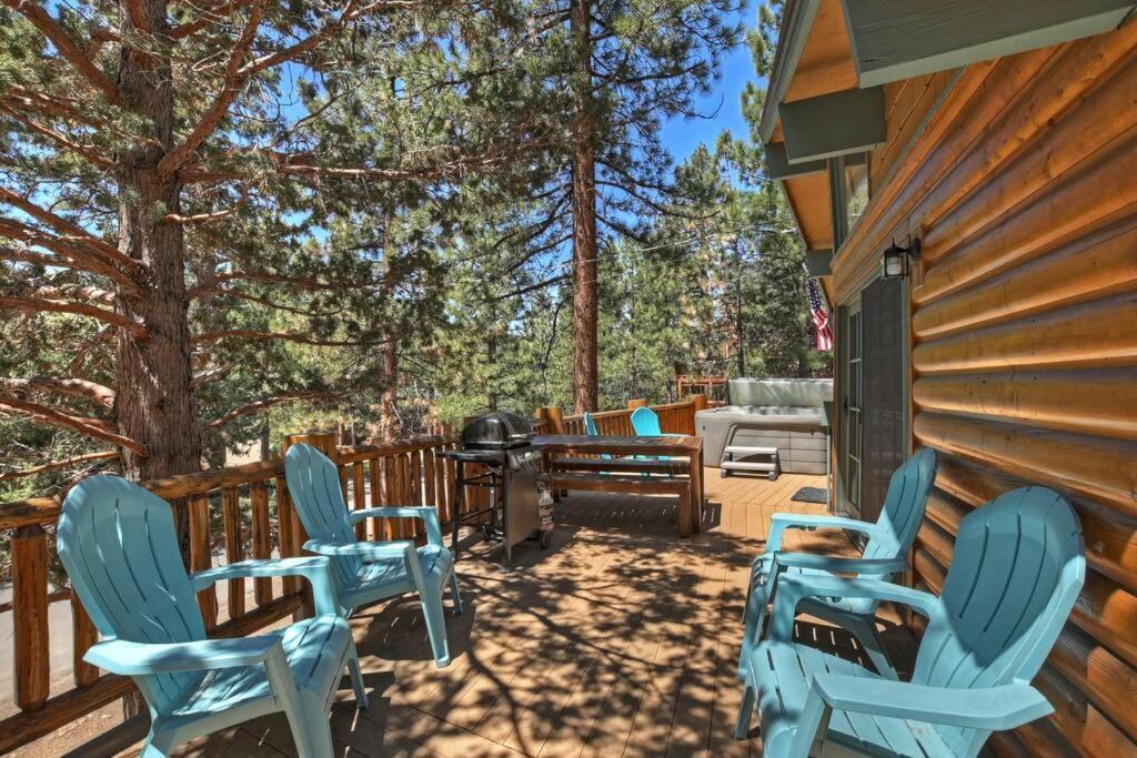 Chalet Monterey W/Hot Tub - Big Decks/Bbq Βίλα Big Bear Lake Εξωτερικό φωτογραφία