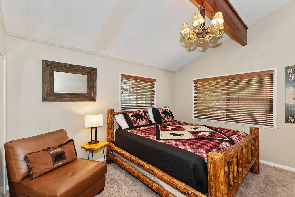 Chalet Monterey W/Hot Tub - Big Decks/Bbq Βίλα Big Bear Lake Εξωτερικό φωτογραφία